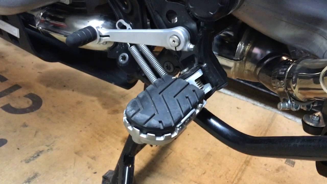 Jury Reviews: SW Motech FootPegs for BMW R1200GS