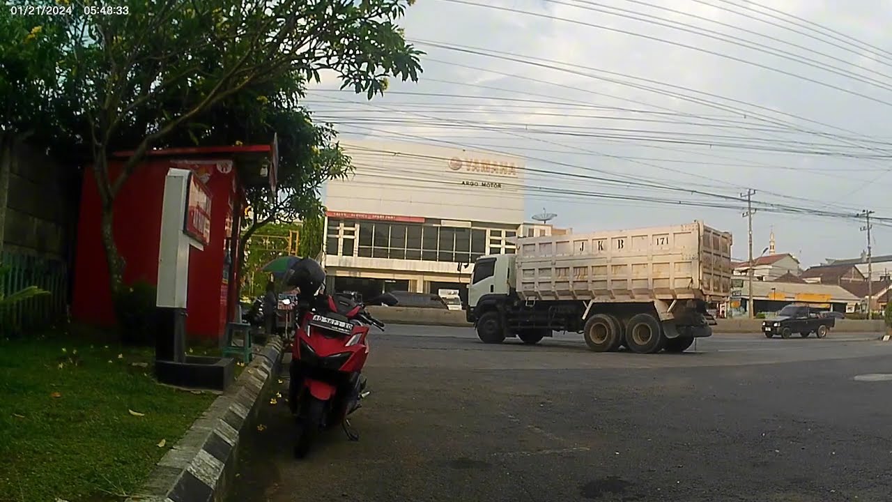 Rindu Jalanan Bandung Di Siang Hari Yang Padat