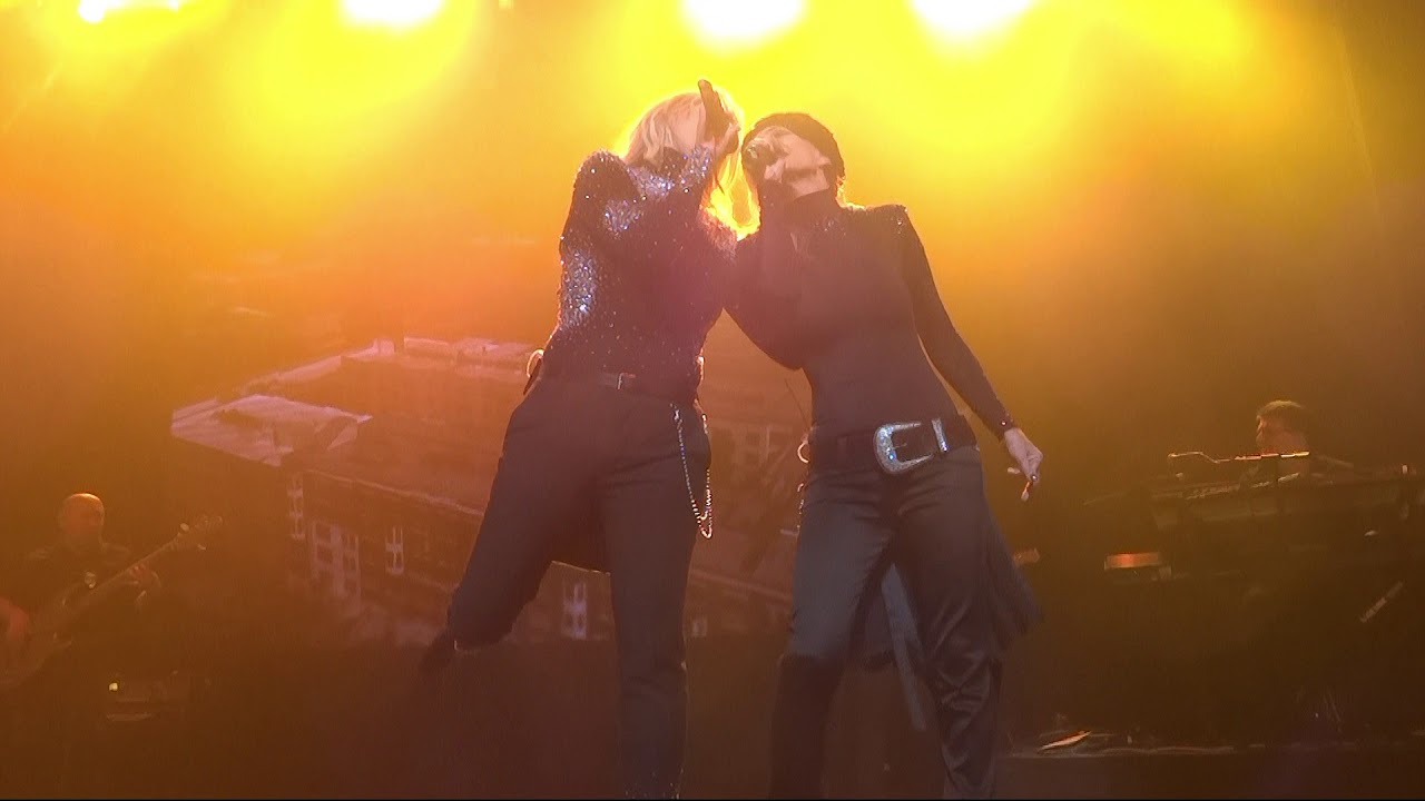 "Cruel Summer" (Live) - Bananarama - San Francisco, Warfield - February 21, 2018