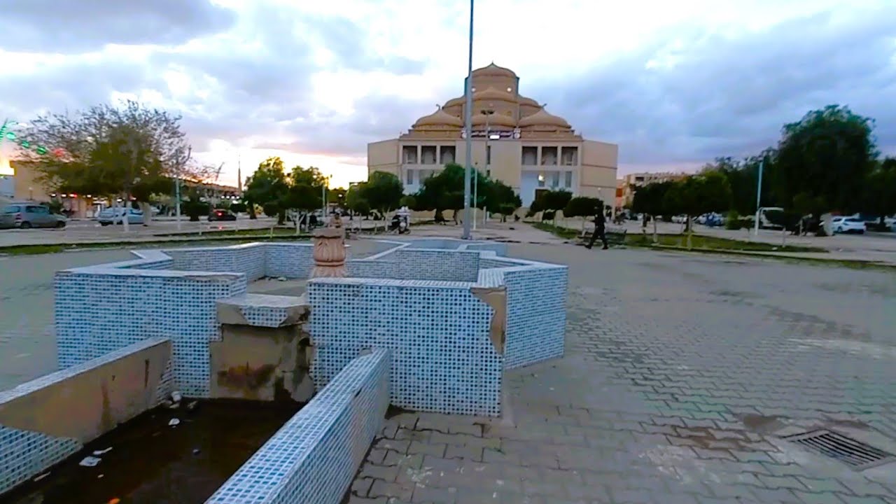 تعرفو على أكبر ساحة عمومية في مدينة المسيلة تحتاج إلى عملية تجديد وترميم واسعة HUGE PLACE IN MSILA
