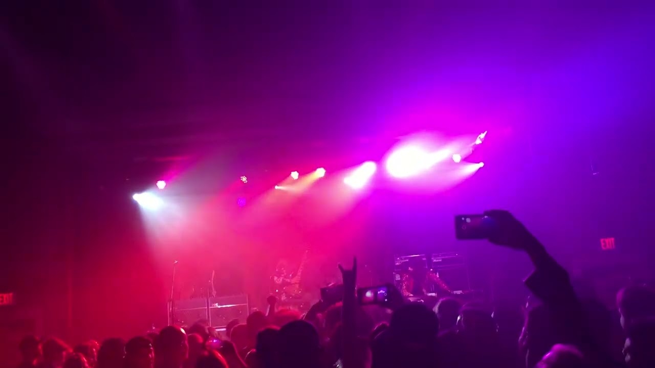 Wolfmother “Woman” LIVE at Wonder Ballroom, Portland, OR 3/30/2016