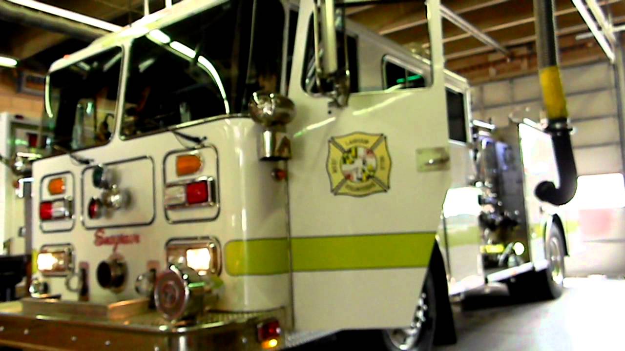 WLHVFD 1988 Seagrave Engine 482 6v92 Start