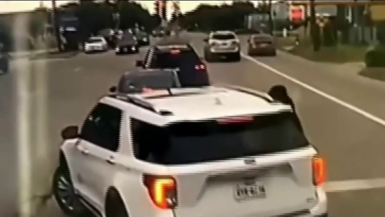 Woman followed, robbed while at red light