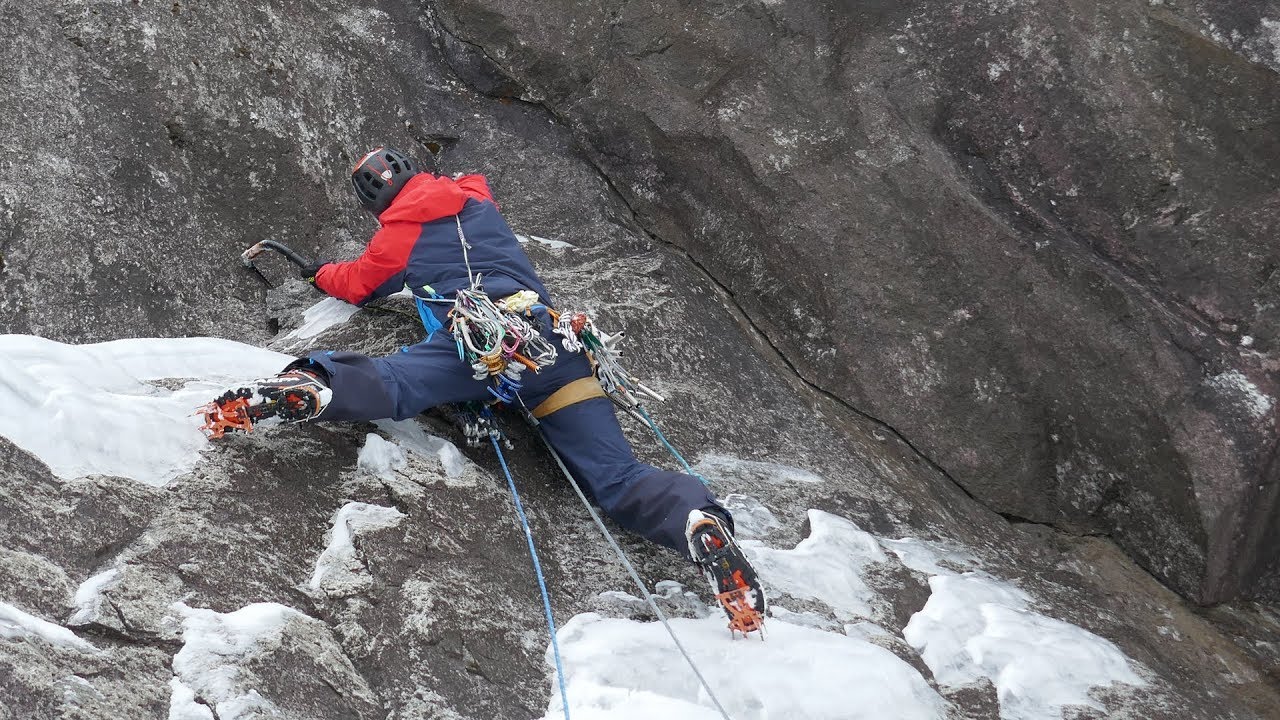 2018 - Cascade de glace - Fosslimonster, Gudvangen, Norvège