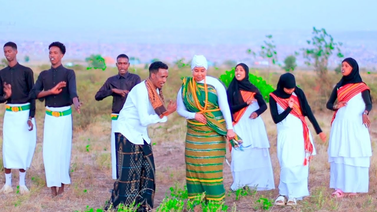 SAYNAB AGA&DHUUX DHAANTO DHAANTO CUSUB OFFICIAL VIDEO 2025