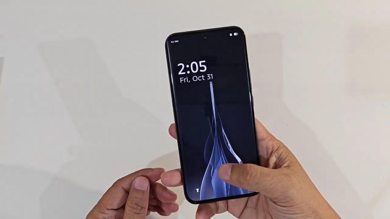 Распаковка самого тонкого в мире изогнутого смартфона — TECNO SPARK Slim