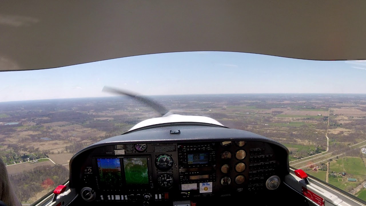 Diamond DA 20 Take Off & Landing