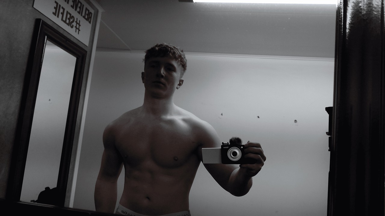 Chest and Mic'd Up Legs┃Olympia Gym Newcastle