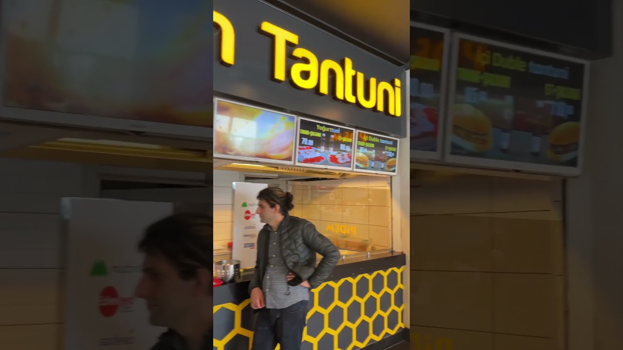 #2 Фудкорт в Ерасті #antalya #antalyacity #ivanlife #turkey #traveltoantalya #turkishcity #t&uuml;rkiye