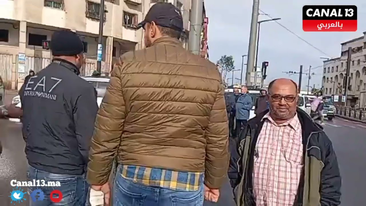 وقفة احتجاجية لأصحاب الطاكسيات بمنطقة مولاي رشيد بالدار البيضاء