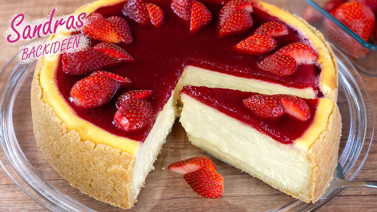 Käsekuchen mit Erdbeeren - klassischer Käsekuchen aber richtig fruchtig