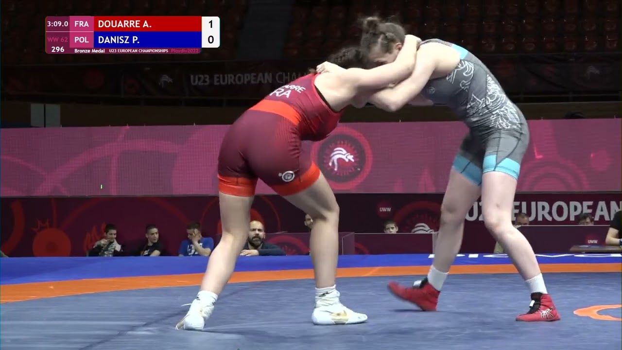 BRONZE WW - 62 kg: A. DOUARRE (FRA) v. P. DANISZ (POL)