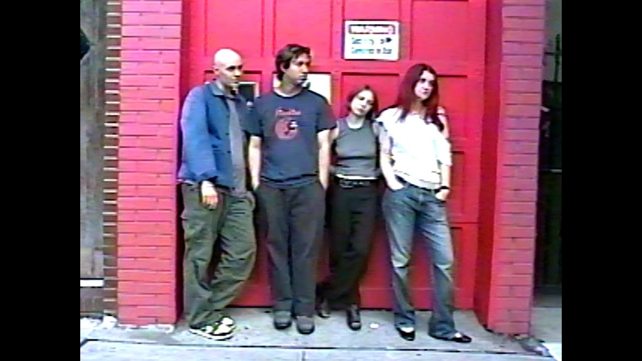 Momma - Cross Your Heart (Music Video)