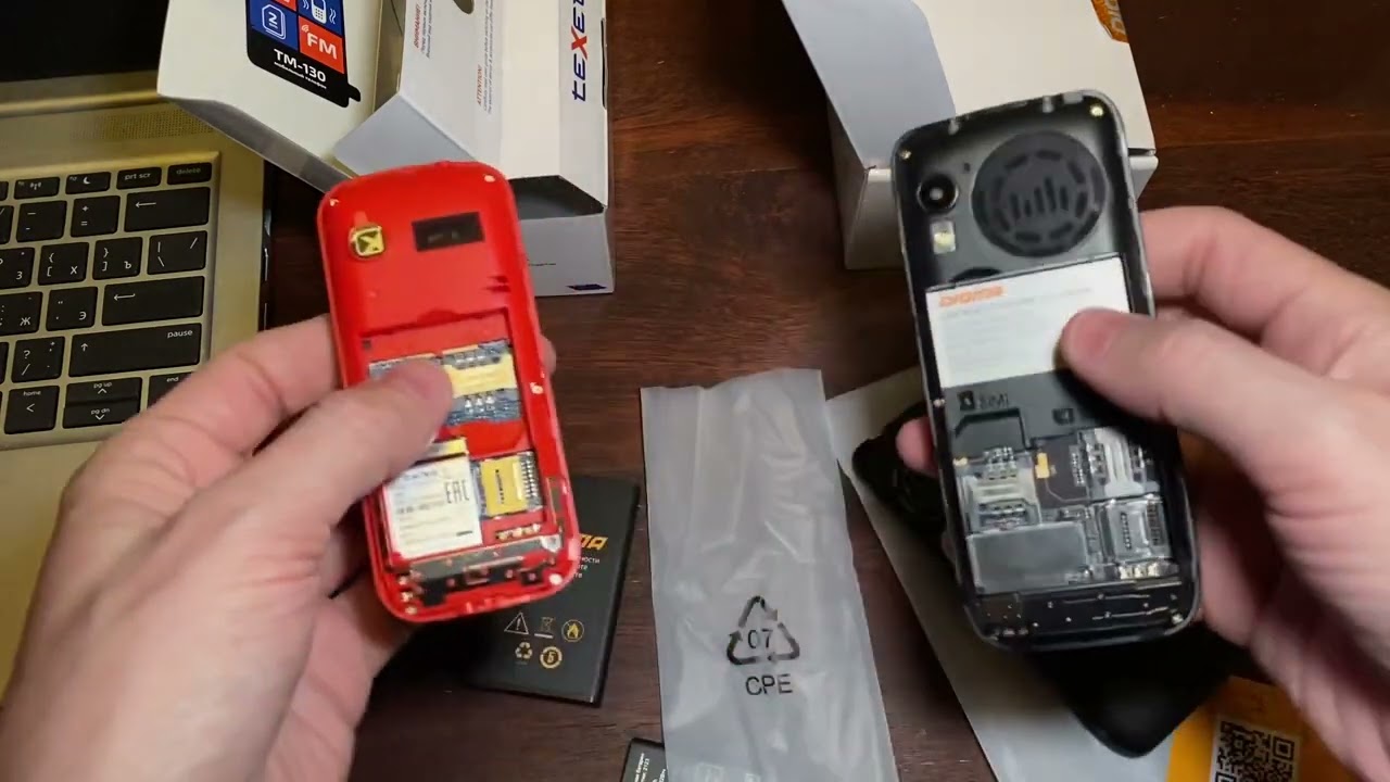 Мобильный телефон Texet TM-130 и Digma Linx B240