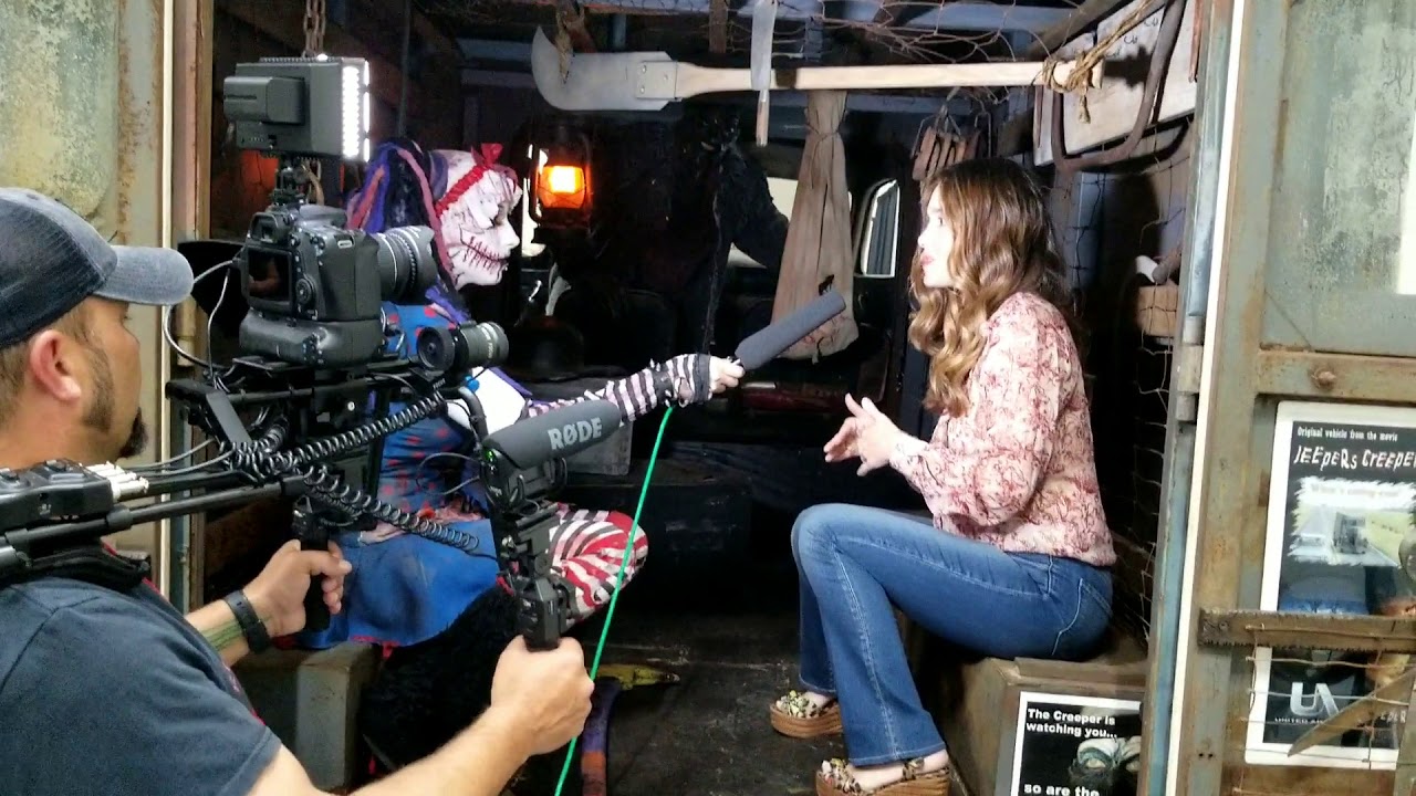 The Creepers Cousin crashing A Horror Hound Interviewer, Raggedy Dead Ann interviewing Gina Phillips
