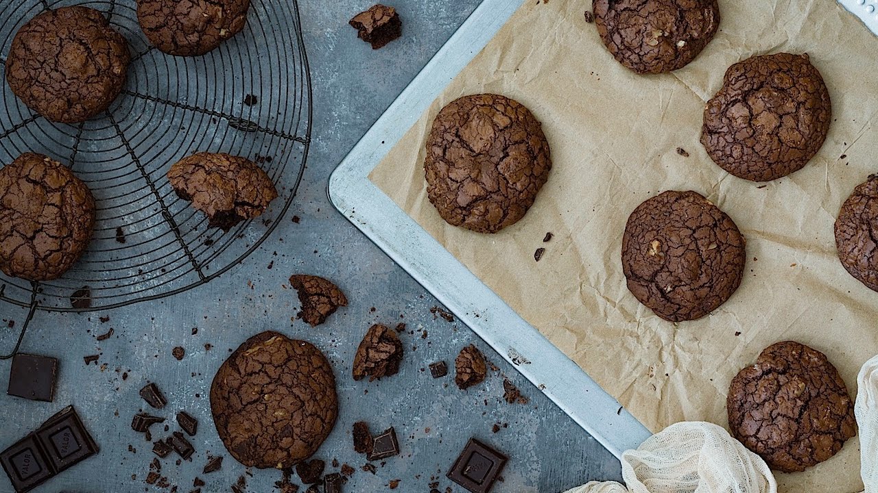 Las mejores galletas de brownie de chocolate con nueces. Fáciles y rápias