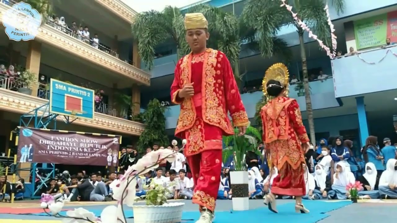 Lomba Fashion Show. Dalam Rangka Memperingati HUT RI KE-77. SMA PERINTIS 2 B.LAMPUNG