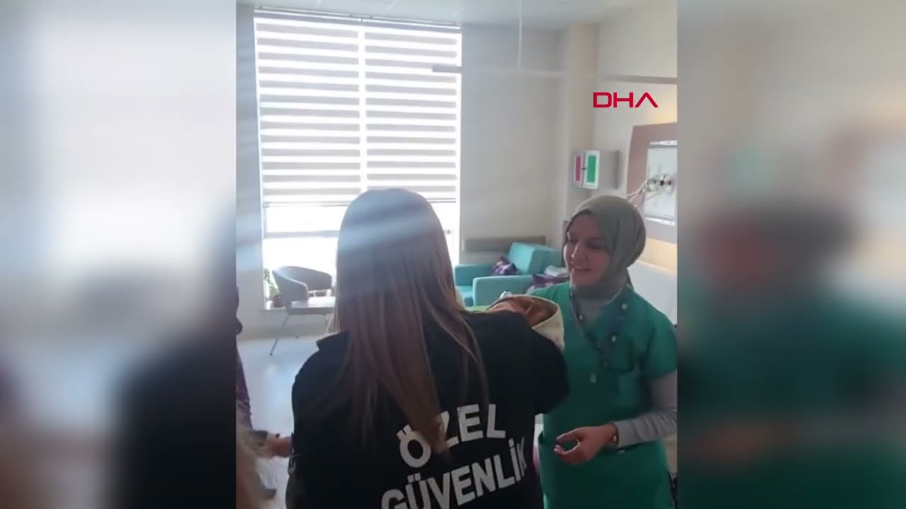 Kaçırılan bebeği kurtarma tatbikatında güvenlik görevlisi otomobille 30 metre sürüklendi