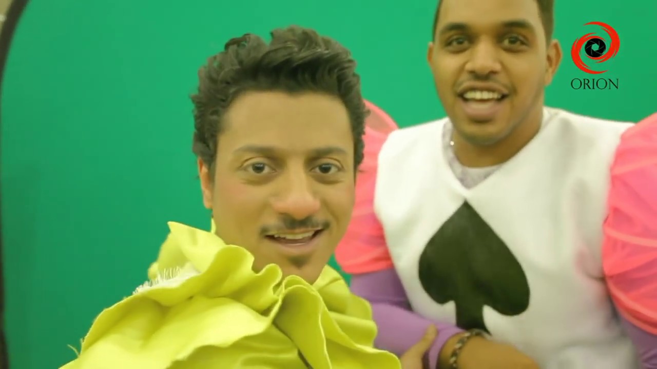 كواليس مسرحية اليس في بلاد الاقزام