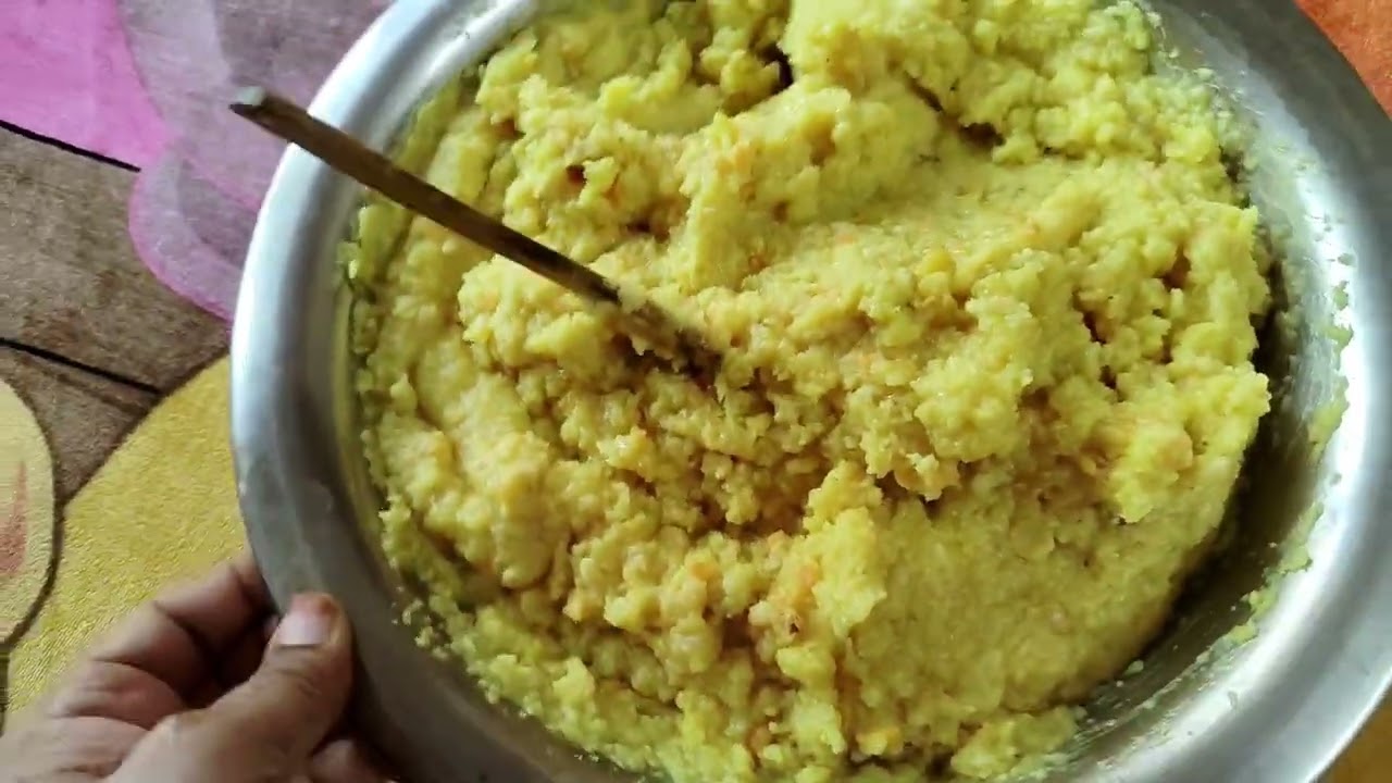 Aaj banae iftar mein Harish dahi bade laziz ☺️🤤😋