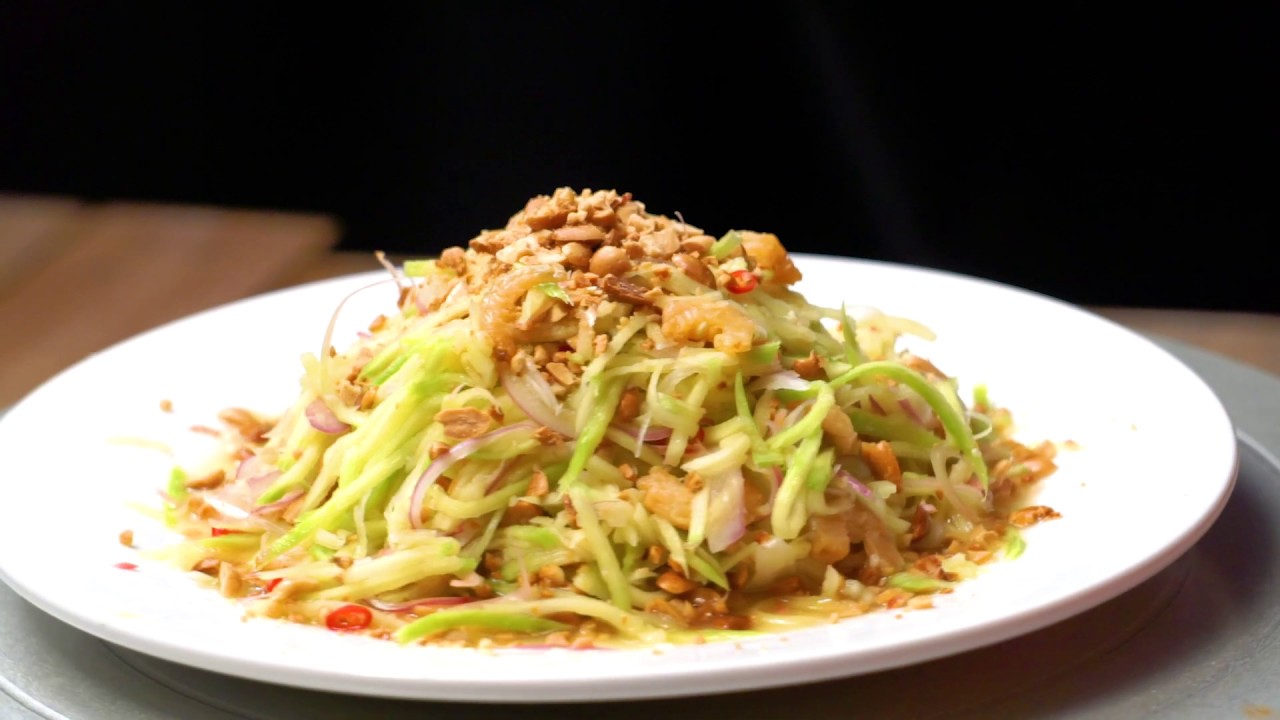 JAYA MATA Thai Mango Salad