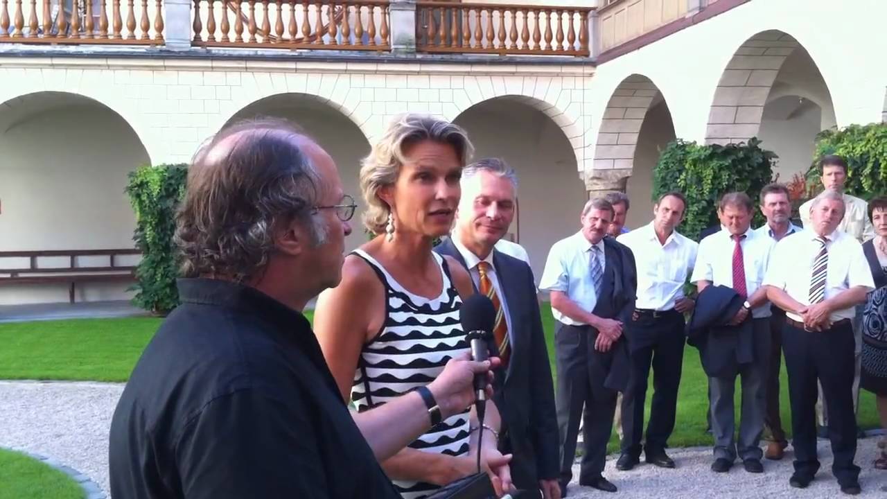 Besuch auf Schloss Tüßling (720p)