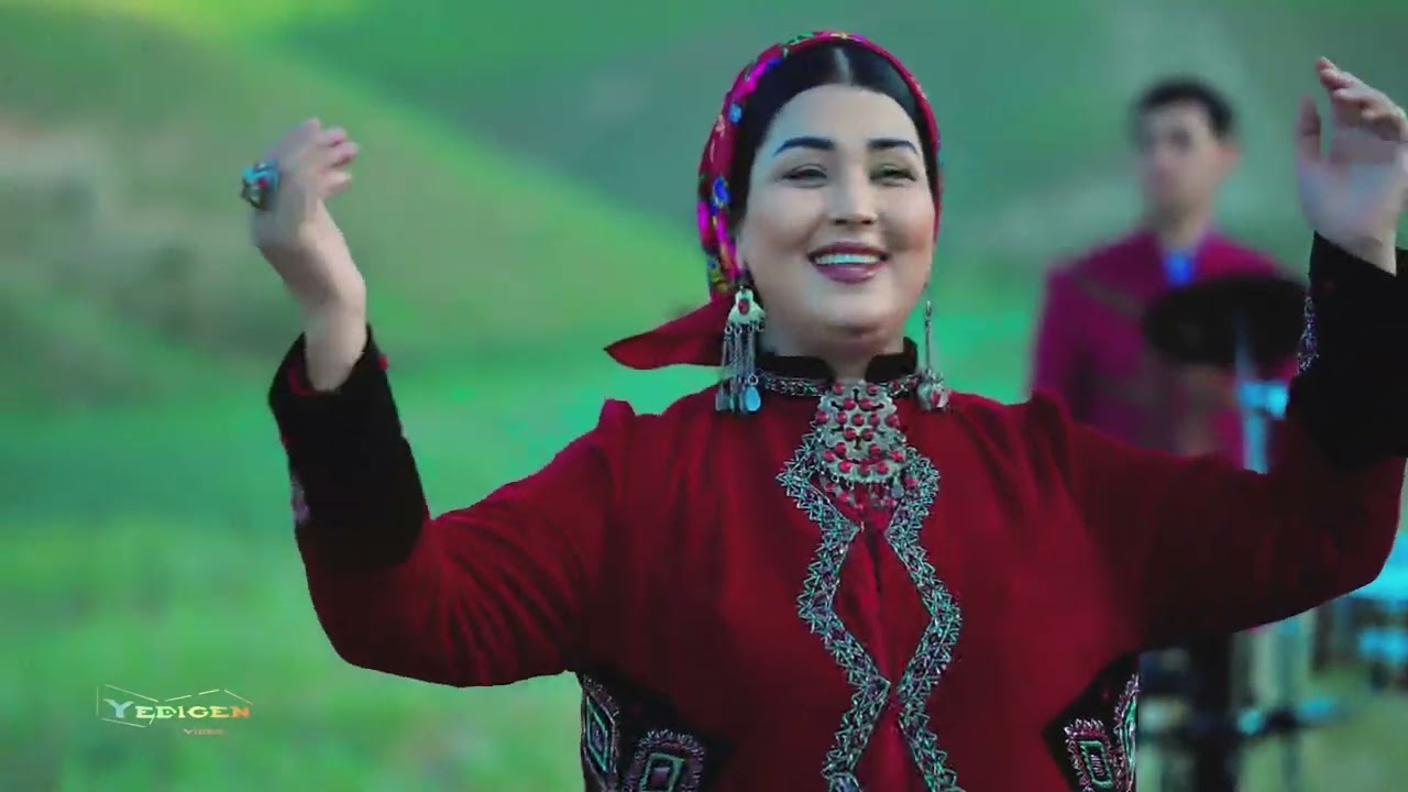 Ogulbibi Reyimowa / Gashly Yar