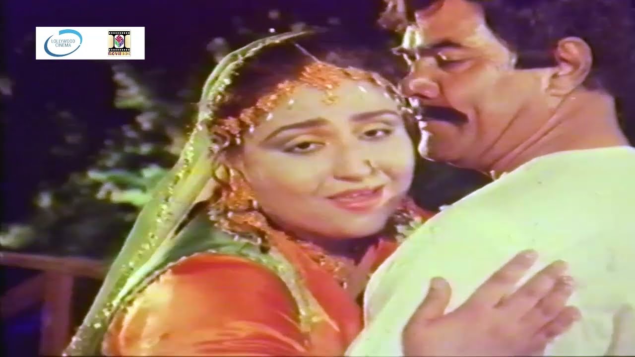KEETI TARYAN NE CHAAN JIND LAYI TERE NAA - NOOR JEHAN SINGS FOR ANJUMAN - FILM LOHA