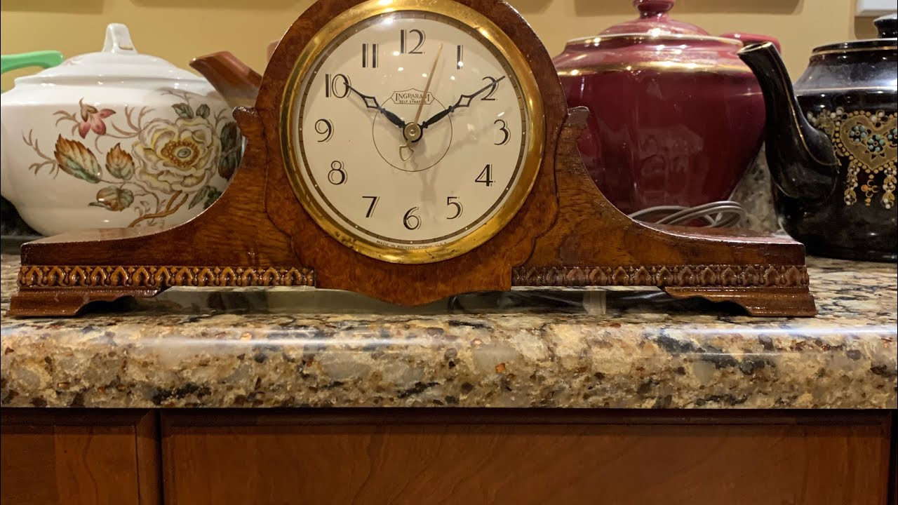 Repair and Restoration of an Ingraham ‘Mini’ Mantle Clock c. 1940’s