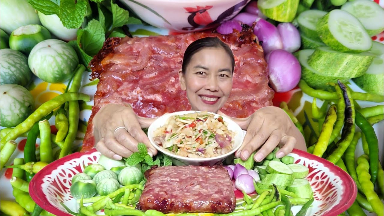 ซุปหน่อไม้ส้ม ปิ้งแหนมหนังหมู แนวกินบ้านๆแต่แซบหลายจ้า 13-02-69