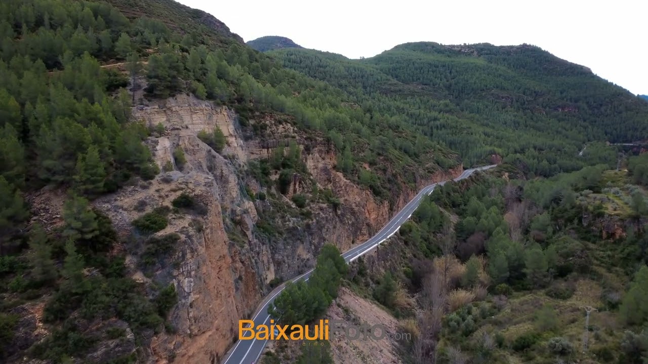 ¡Vuelo ÉPICO sobre Fuentes de Ayódar! Desde Peñas Casicas 🔥 Pueblo en la Sierra Espadán