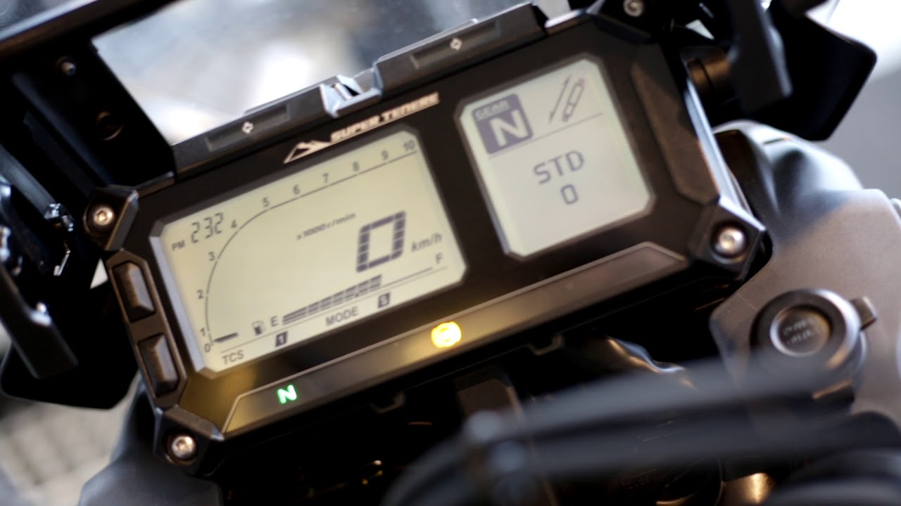 Yamaha TXZ1200 Super Ténéré Dashboard tour