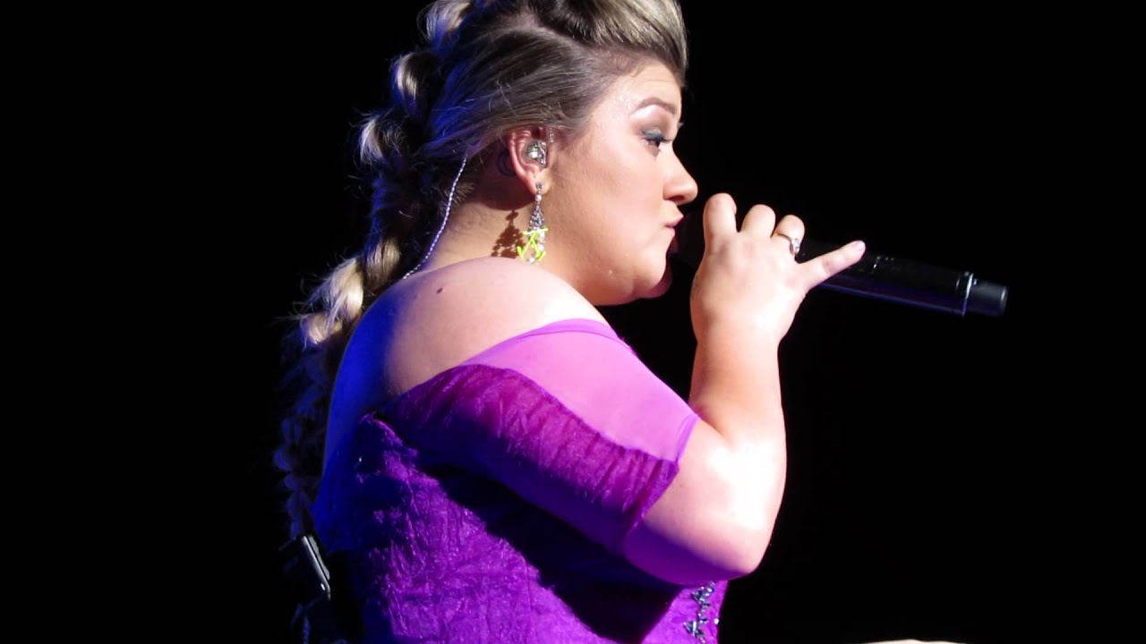 Kelly Clarkson 