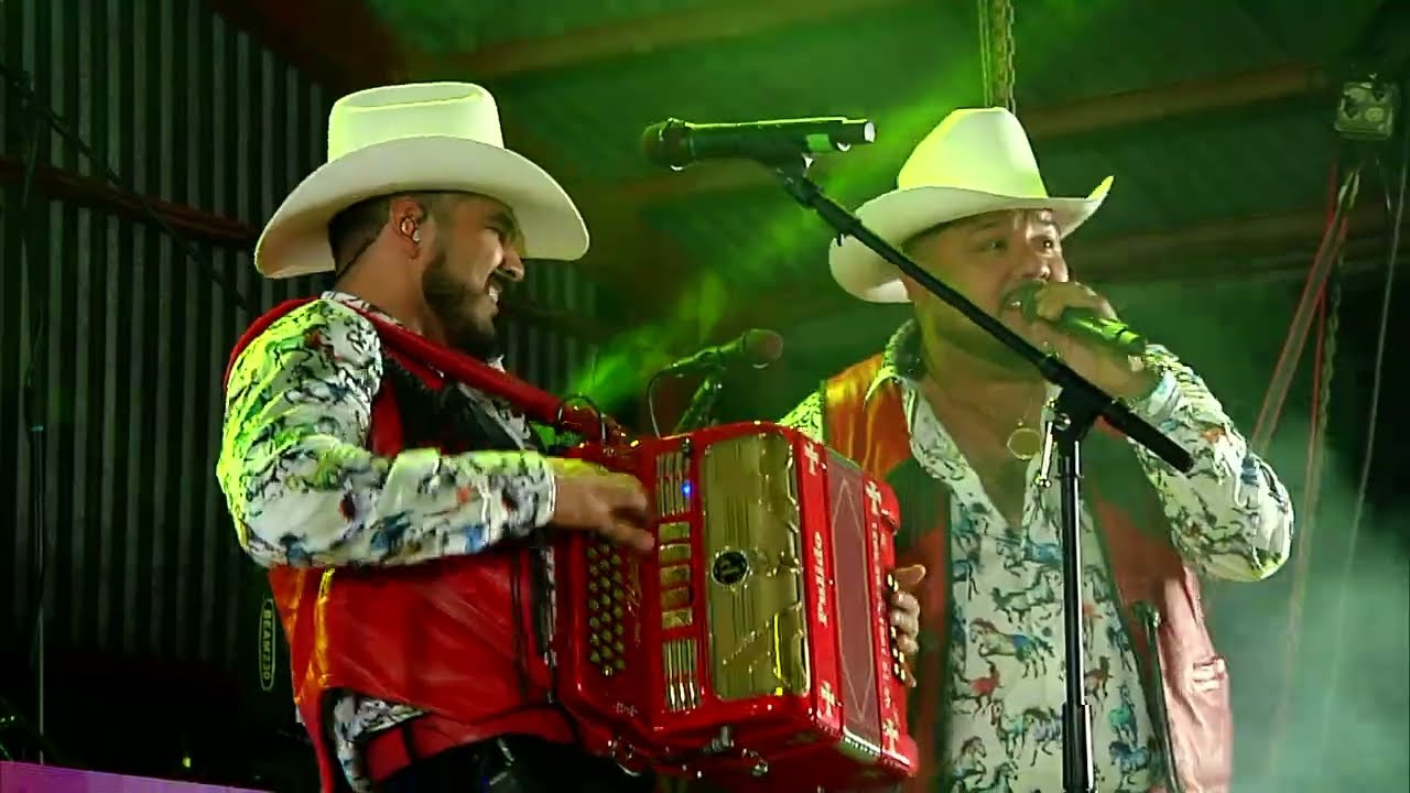 Se me olvido otra vez - Profugos de Nuevo León (En vivo desde Rancho el Texano)