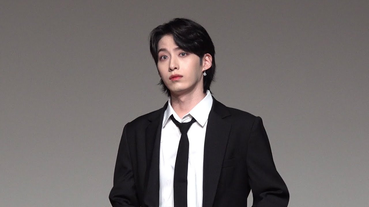211114 원어스 팬사인회 BLACK MIRROR 시온 직캠(ONEUS XION)