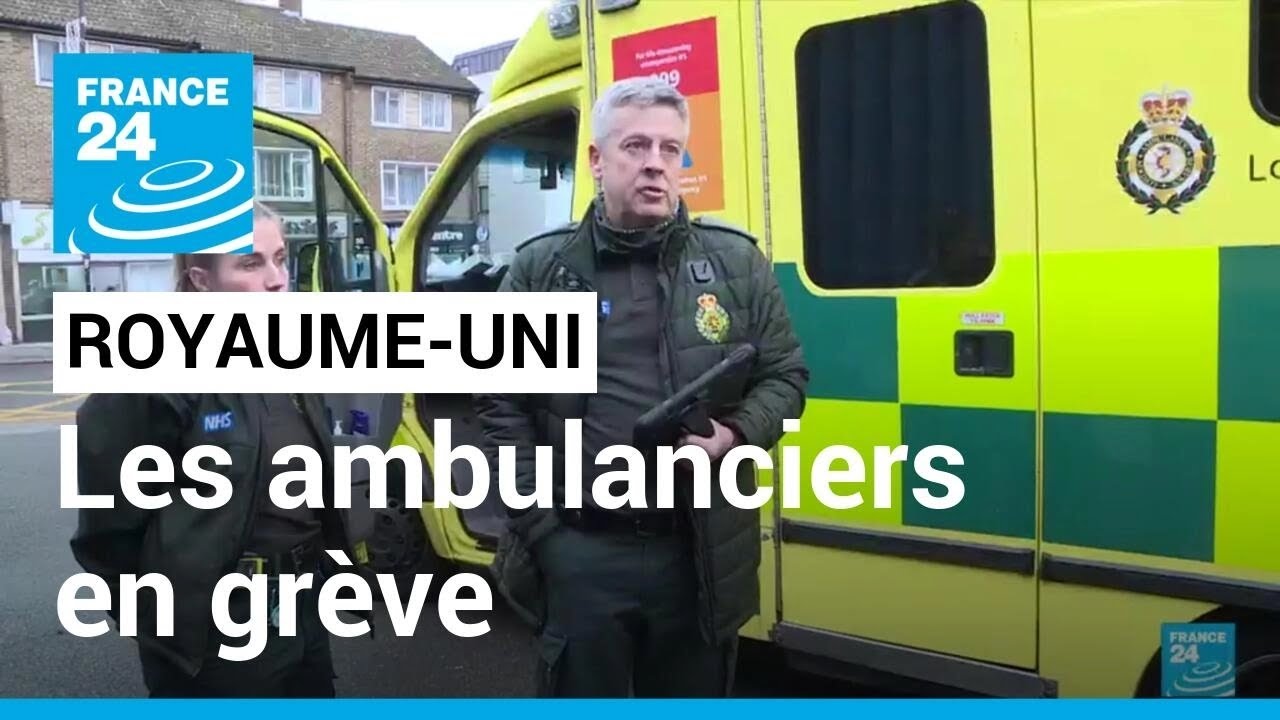 Au Royaume-Uni, les ambulanciers du NHS en grève pour dénoncer le manque de moyens • FRANCE 24