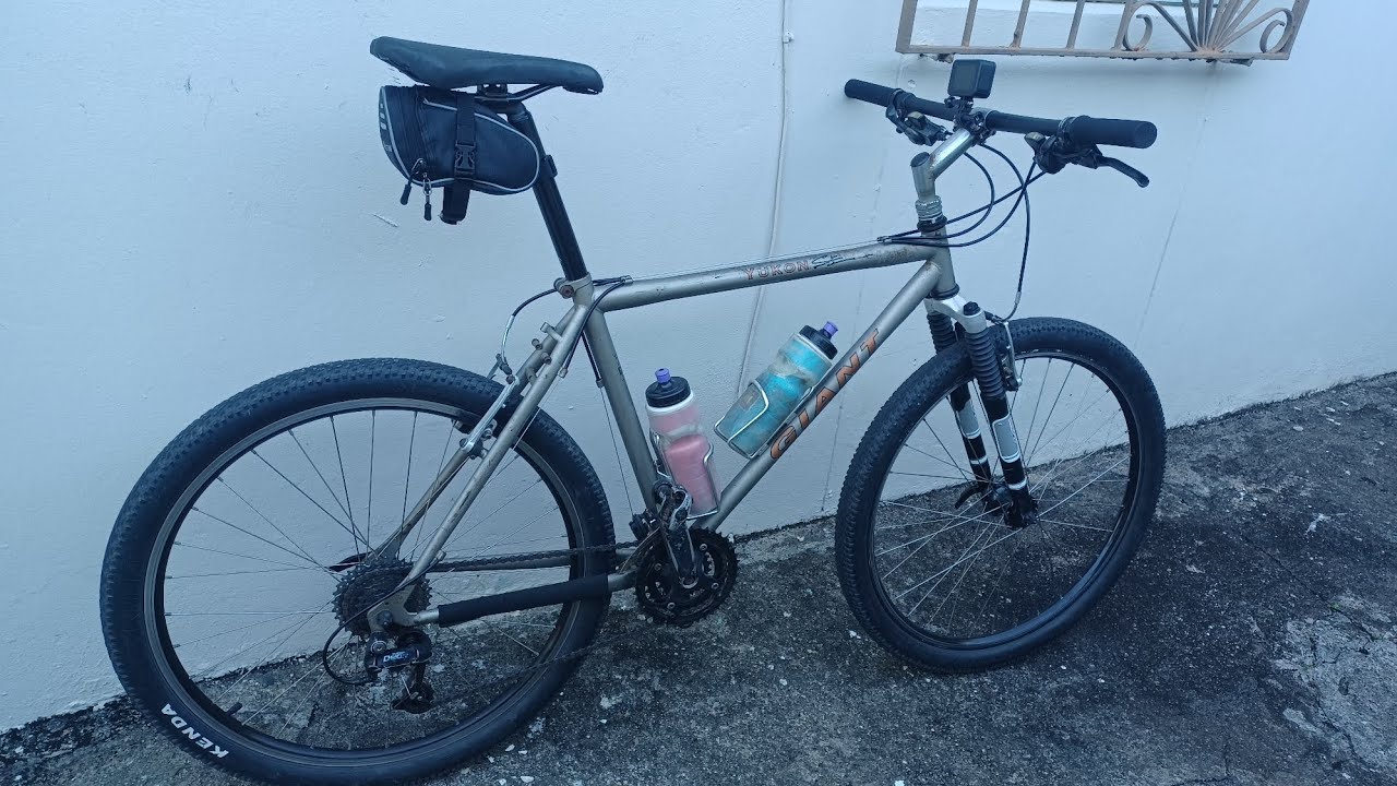 Por casa a ver si se puede pasar por la antigua ruta del rio de Bayamón. Todavia con pulmonia.