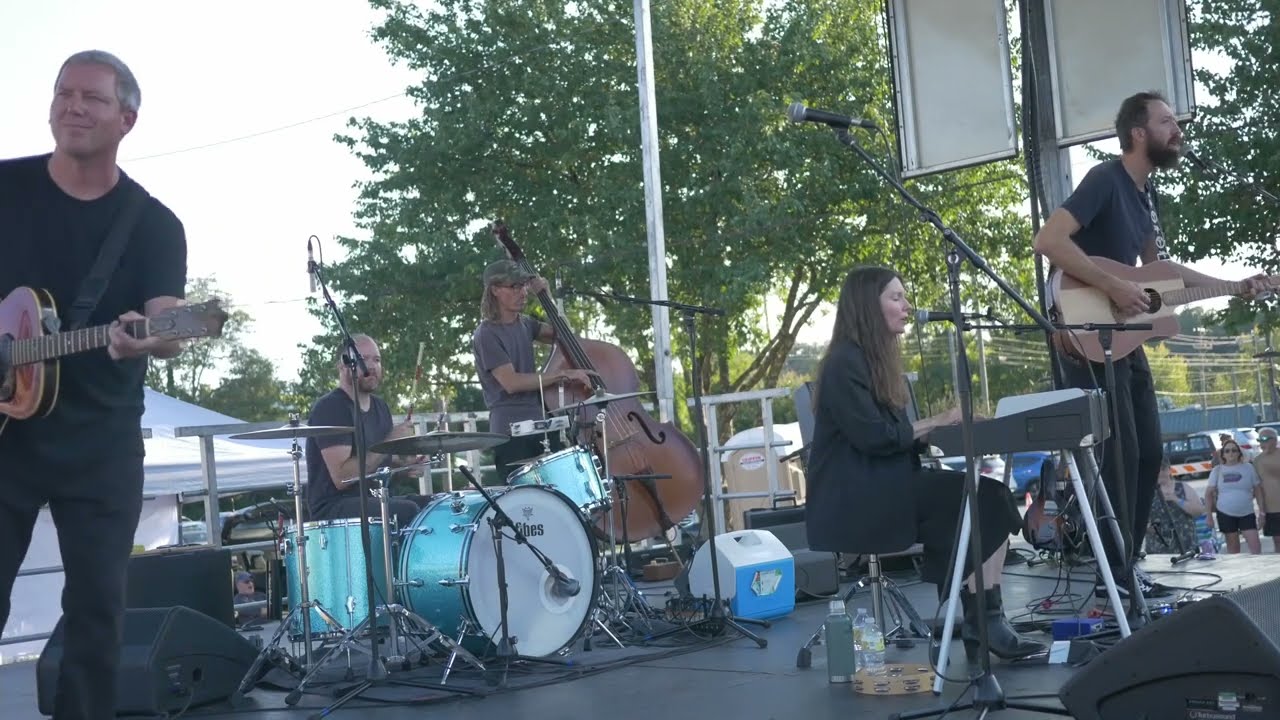The Greybirds - Highway Song (Rhythm & Brews Fest)