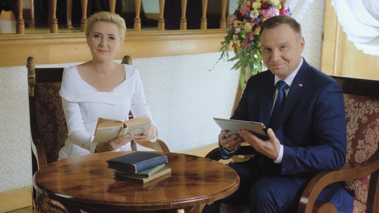 Para Prezydencka czyta fragmenty &bdquo;Przedwiośnia&rdquo; Stefana Żeromskiego