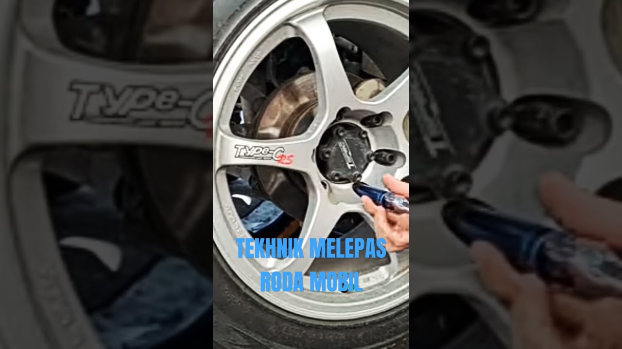tekhnik melepas roda mobil 