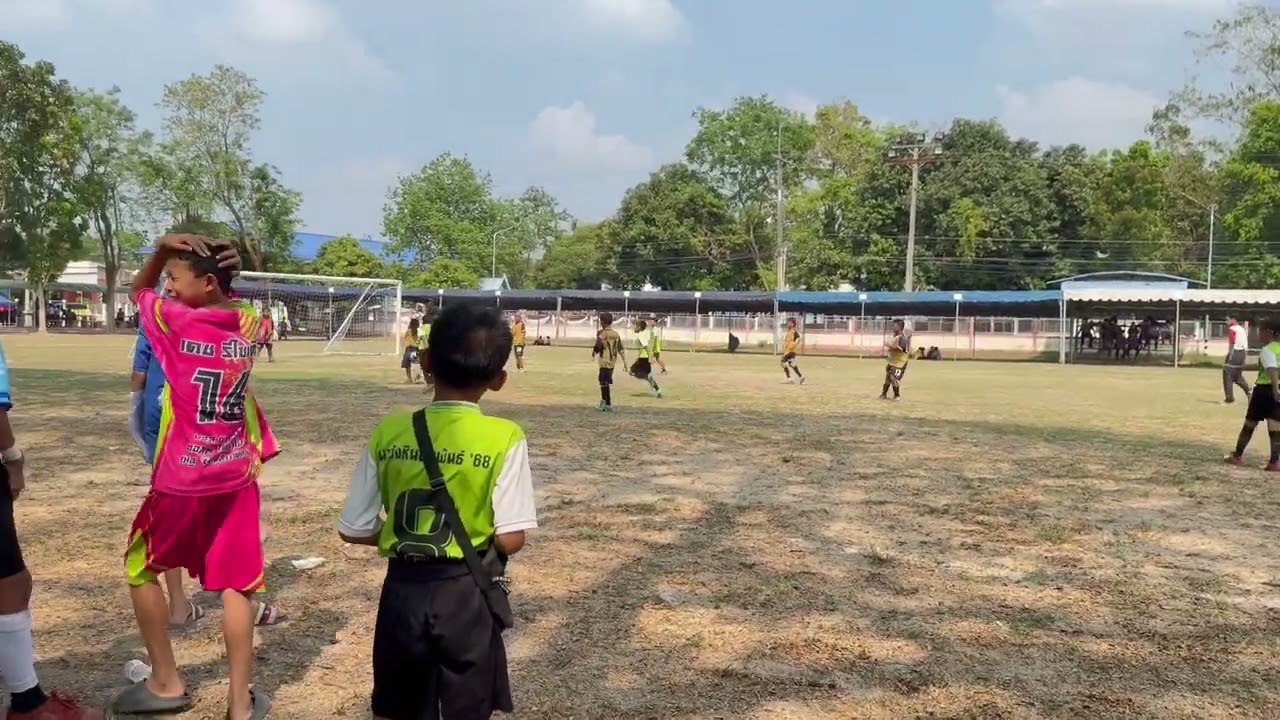 การแข่งขันฟุตบอล 7 คน กีฬากลุ่มพนัส 4⚽️