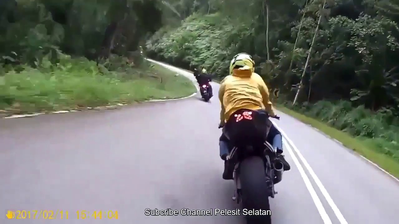Abang Y15ZR Naik Hantu, Terus Tapau Superbike 2 Biji Time Corner !!