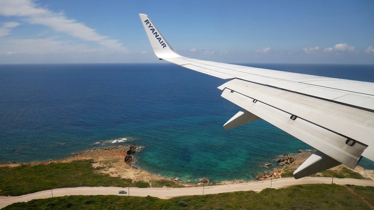 Ryanair Boeing 737-800 - Beautiful Approch into Kefalonia FR4366