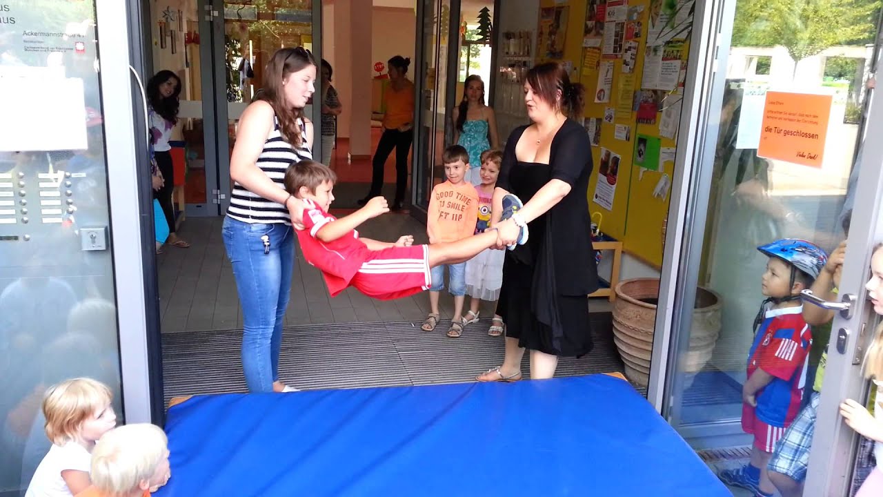 Milans Rauswurf aus dem Kindergarten