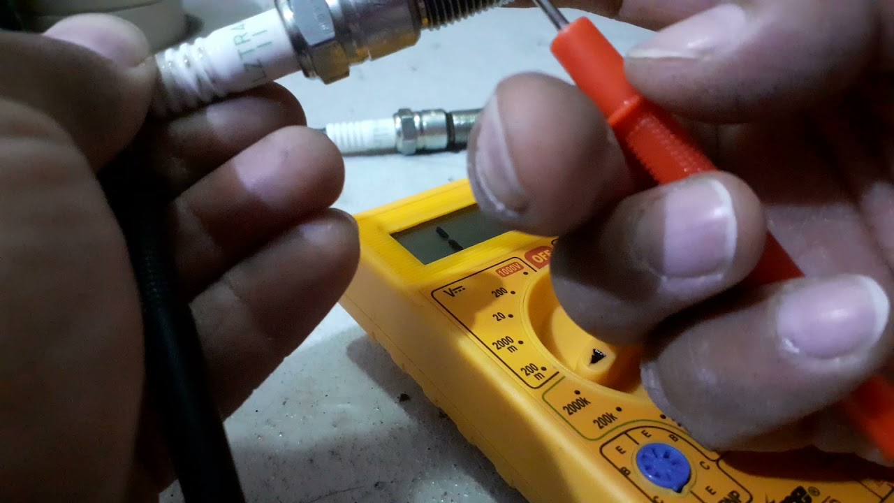 como saber si las bujias o cables funcionan (chequeo con multimetro)