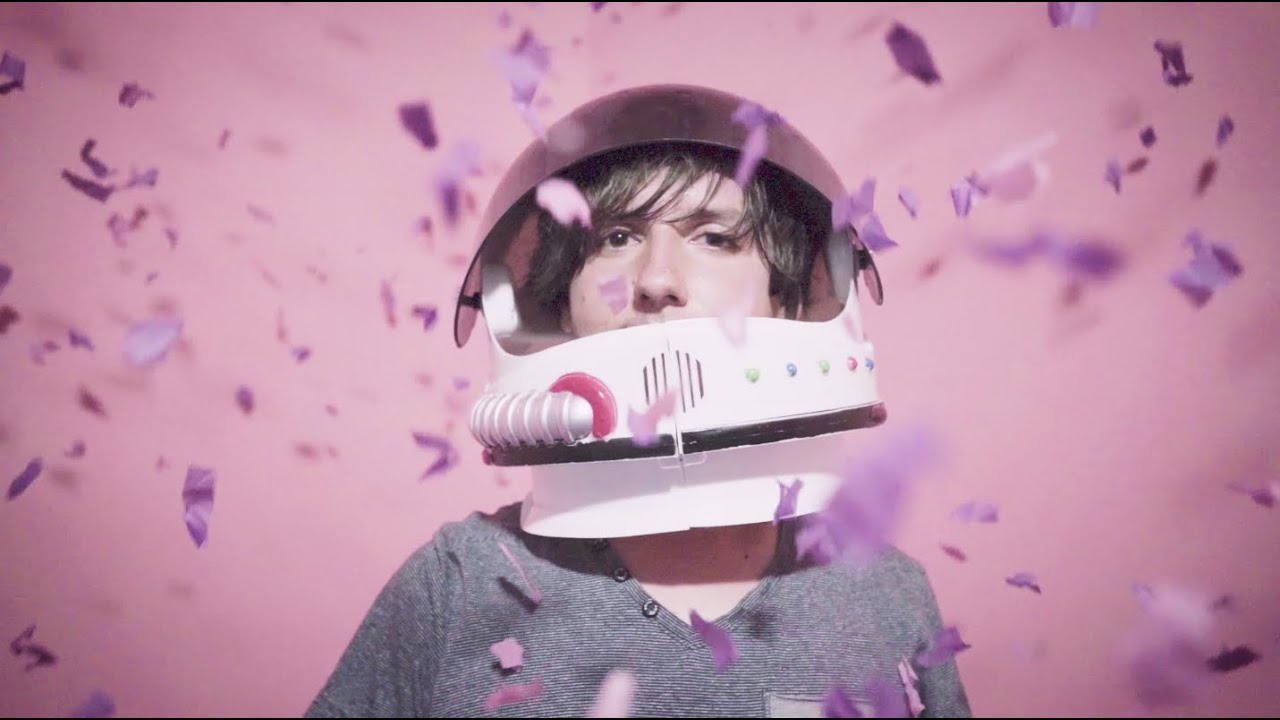 Stray Colors - Futures (Live)