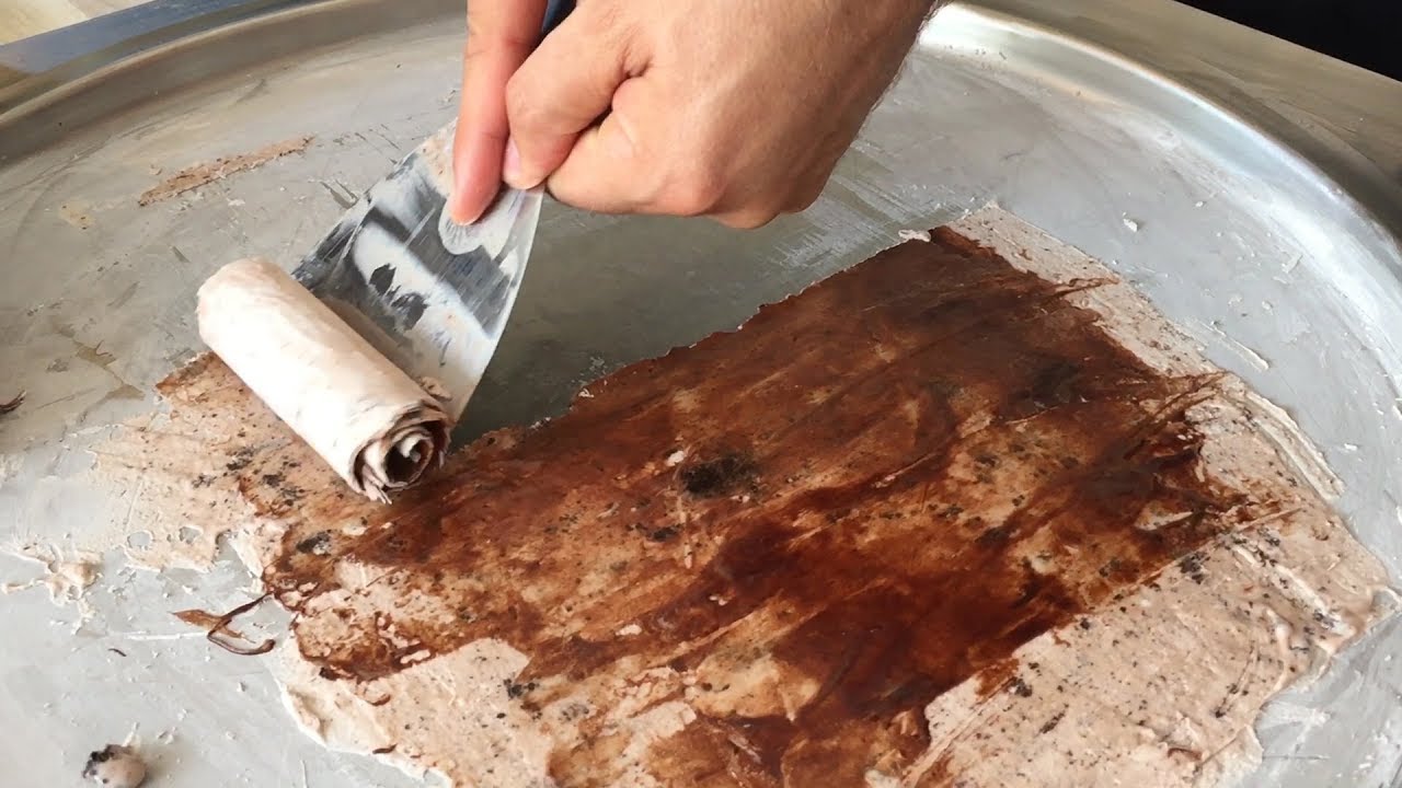 Ice Cream Rolls | Chocolate & Oreo / Fried Thailand Ice Cream rolled in Germany (Ice Cream Truck)