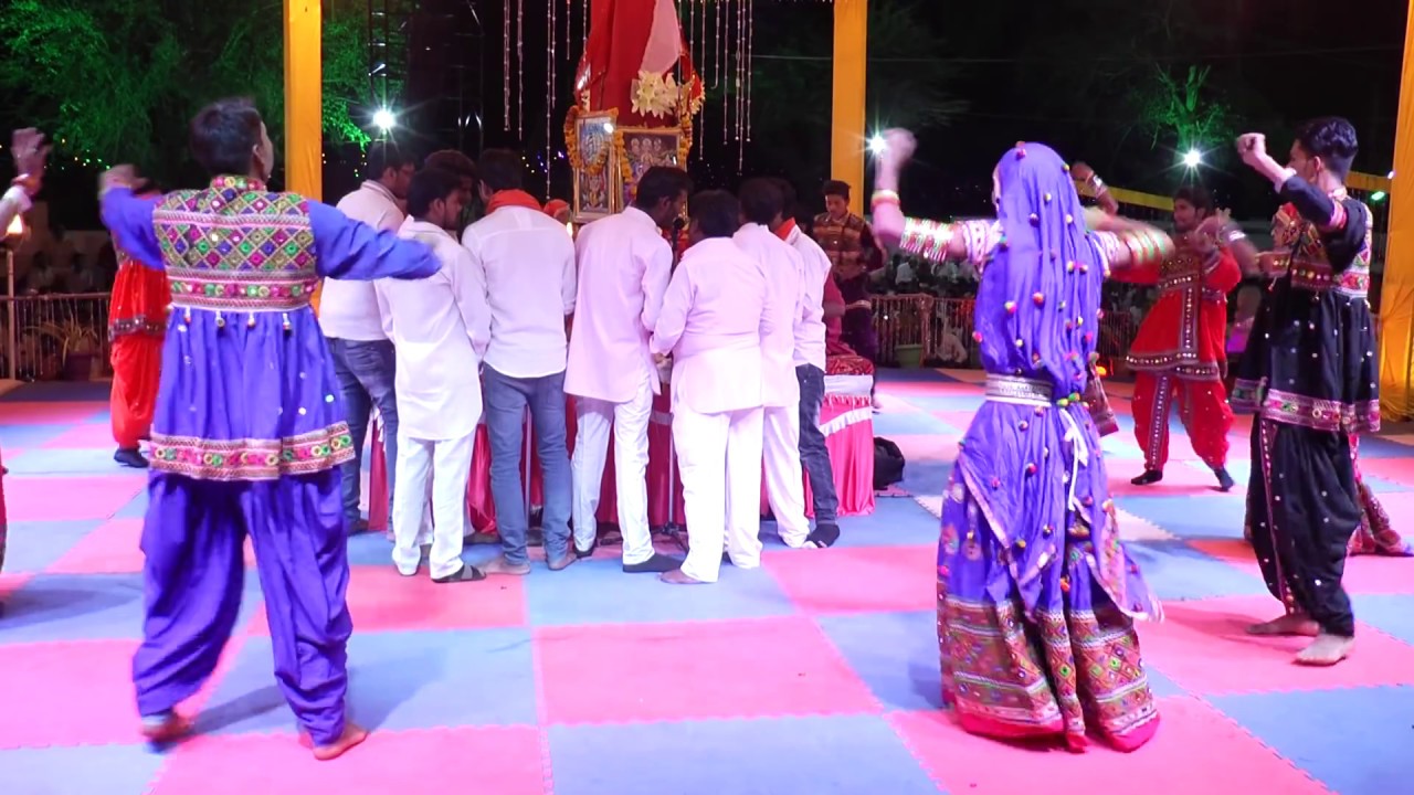 म्हारा- गौरी-गजानाद-थारी -पूजा- करी- लाउ- गुजारती-तज !!भद्रकाली-गणगौर-मंडल-हरदा!!स्वर महेश =भाई