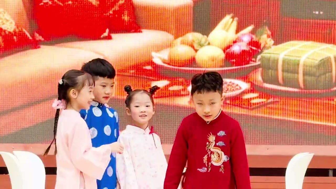 Sinh hoạt dưới cờ lớp 2A1 - Ứng xử thanh lịch văn minh ngày Tết