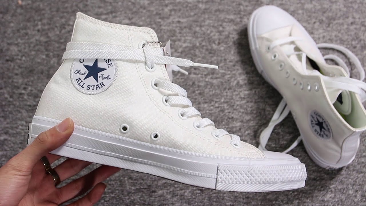 Hướng dẫn buộc dây giày Converse cao cổ vừa đẹp vừa tiện